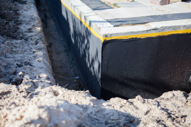 Flood containment and hydraulic sealing in Bridgeton, IN